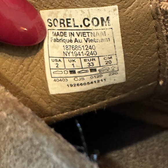 Sorel ankle boots size 2 - Picture 8 of 8